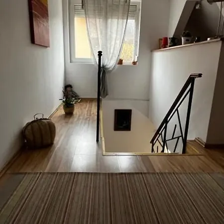House Of Julia